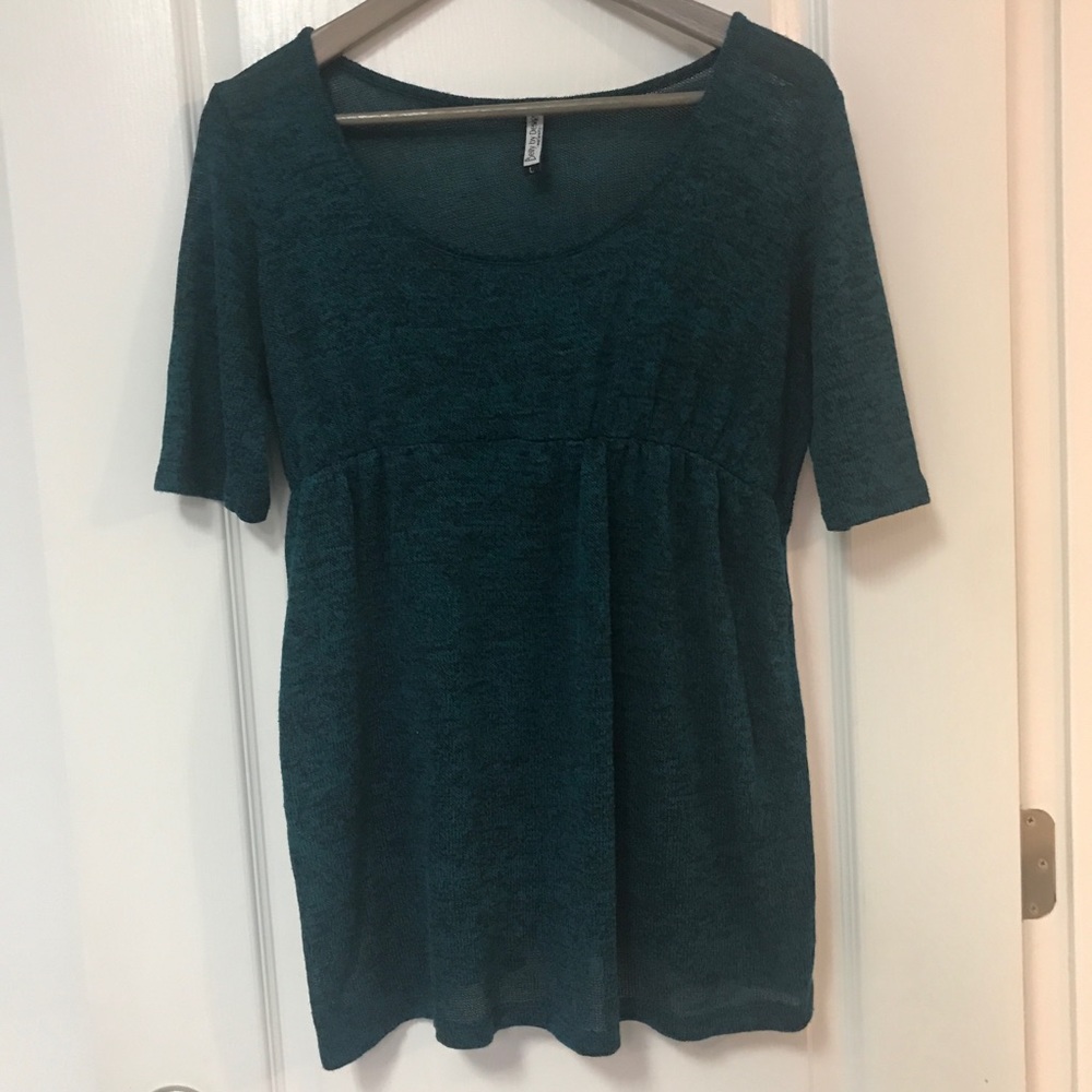Elbow sleeve maternity sweater